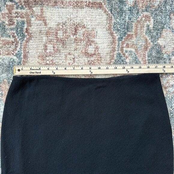 St. John Caviar Women's Skirt Knitted Side Zip Black Size 12 Wool Boucle Tweed - Picture 4 of 8